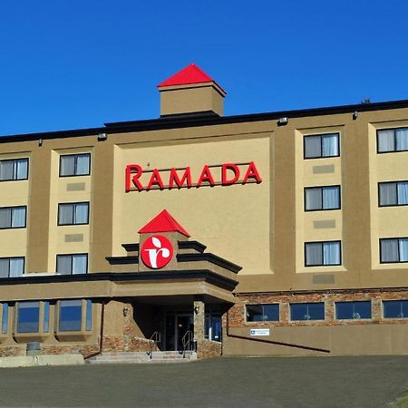 威廉斯湖华美达酒店 威廉斯莱克 外观 照片
